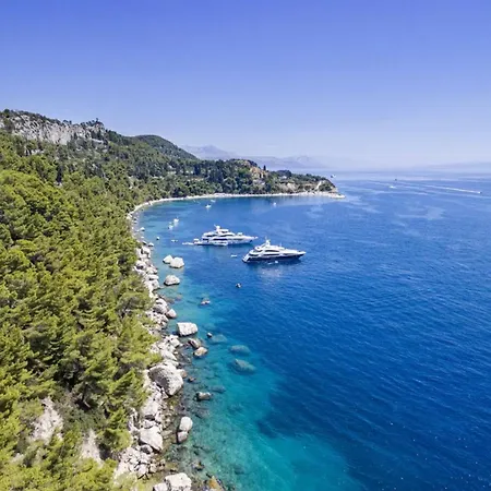 Сasa de vacaciones Novosel Location & View In Park Forest Split